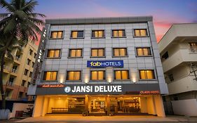 Fabhotel Jansi Deluxe - Nr Gandhipuram Bus Stand